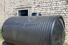 Пластиковые цилиндрические горизонтальные емкости